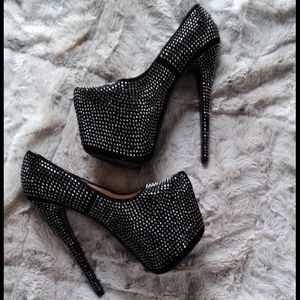 black heels